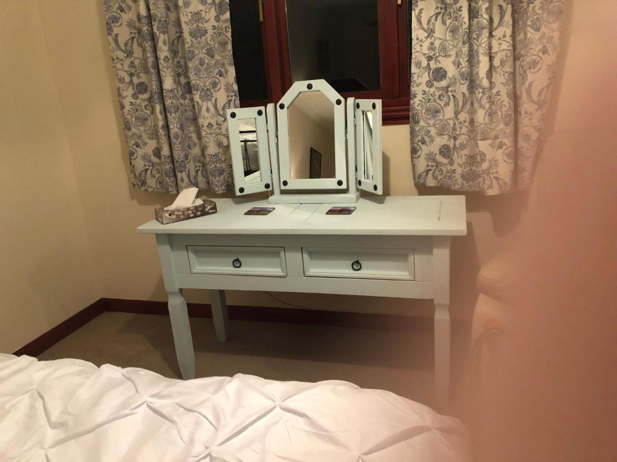 Country house Craigie Dhu, *